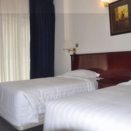 Royal Plaza Hotel Apartments 두바이 외부 사진
